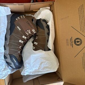 Women's Brown Hiking Boots